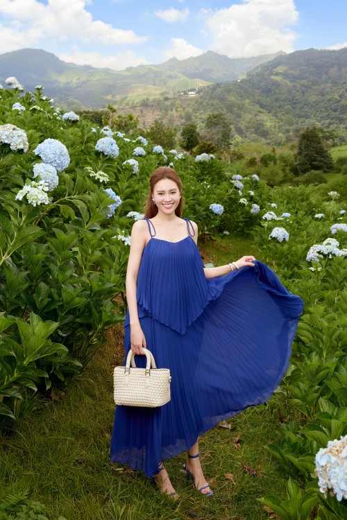 Sixdo Cobalt Chiffon Maxi Dress